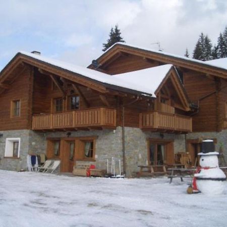 הוילה ואלדיסוטו Agriturismo Chalet Caribona מראה חיצוני תמונה