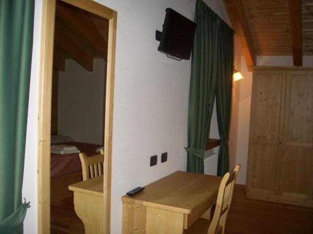הוילה ואלדיסוטו Agriturismo Chalet Caribona מראה חיצוני תמונה